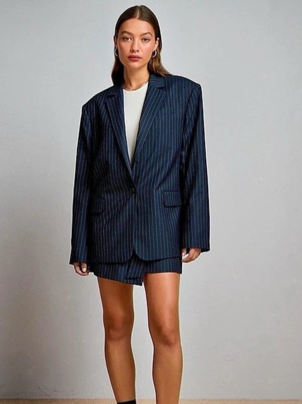 AE77 American Eagle Premium Navy Pinstripe Blazer Notch Lapel Size L
